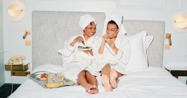 🛏️ What’s Included in a Furnished Room in Madrid—and Why It Matters