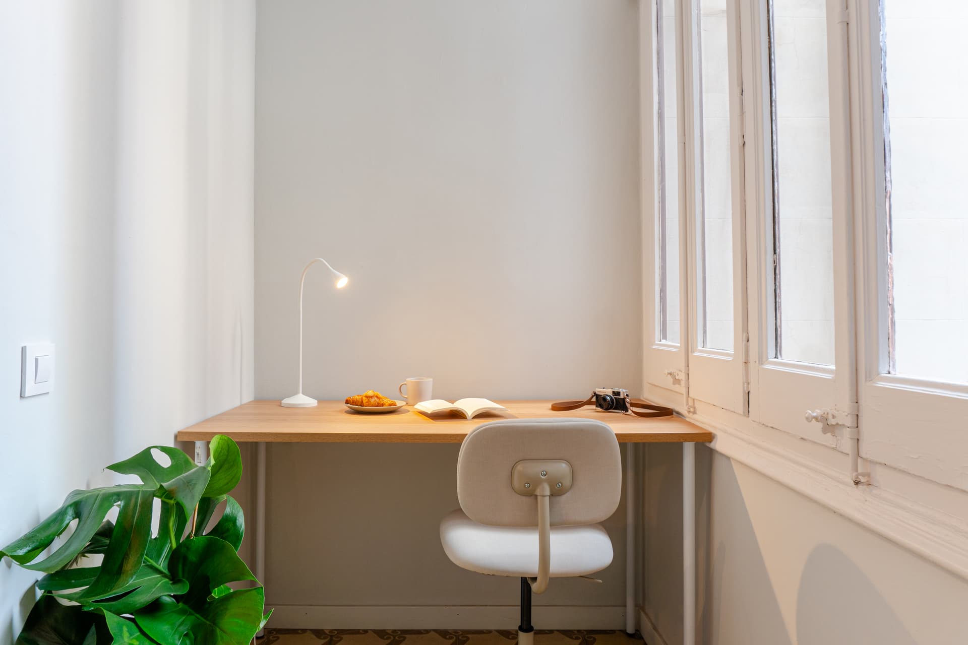 AUSMAR73 - H4 VERANDA INTERIOR