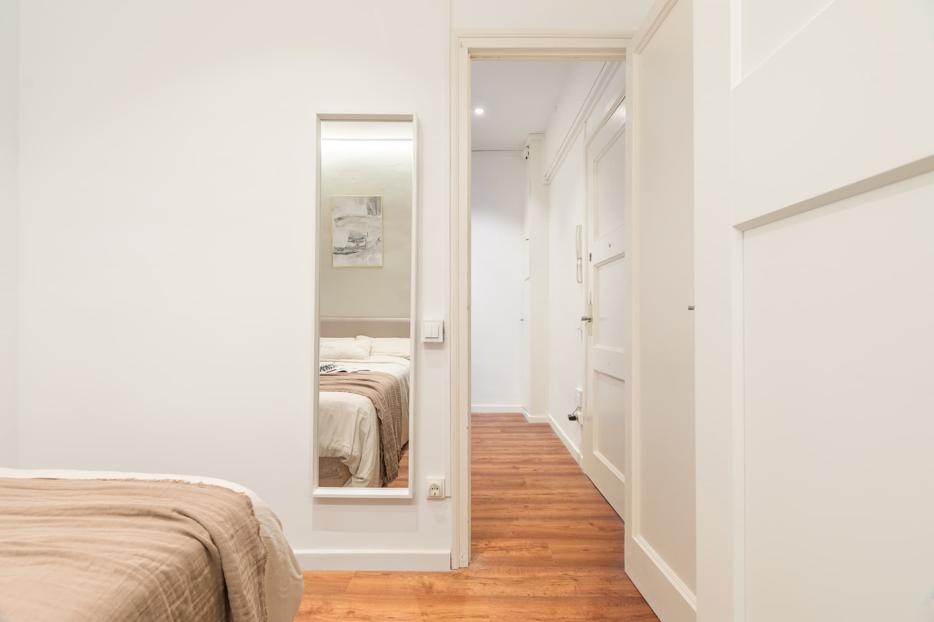 CAS81 5-3 - H1 Private Studio