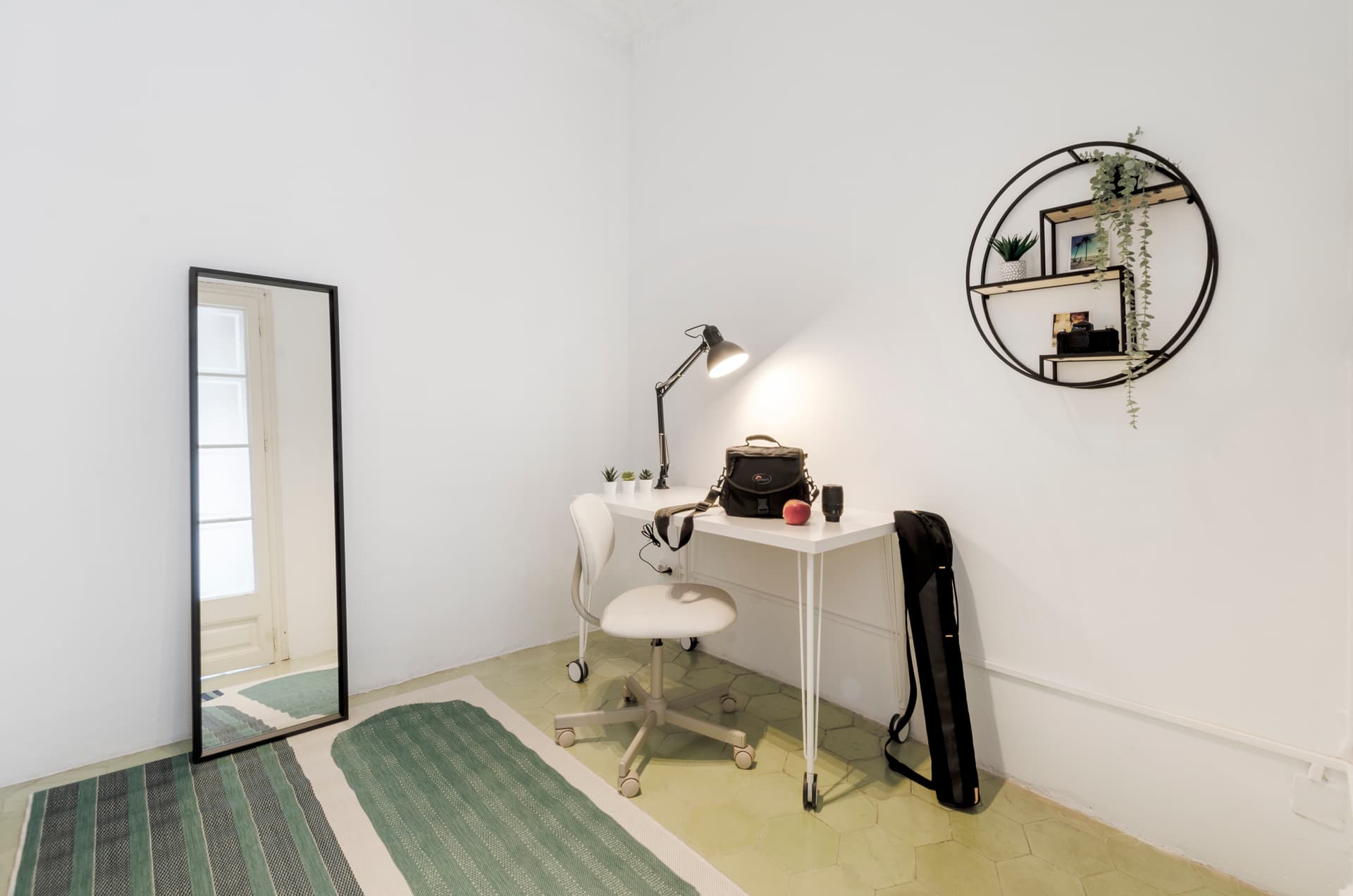 DIP314 - H4 DOBLE ESTANCIA CON EMPOTRADO CON FLORES