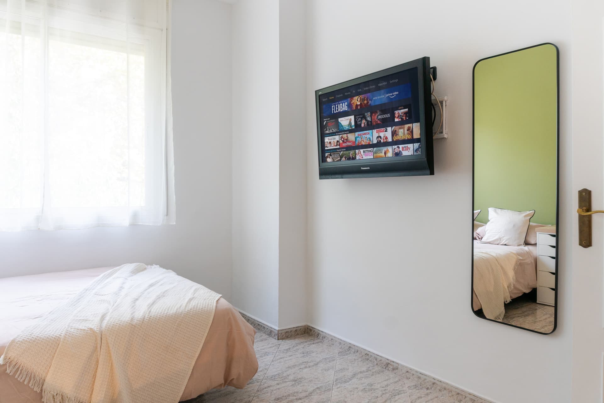 DIP79 - H3 EXT FINAL DERECHA CON TELE