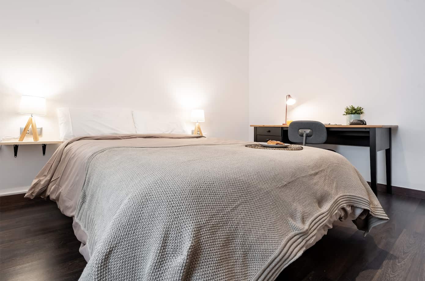 MAN38 - H3 DOBLE MADERA