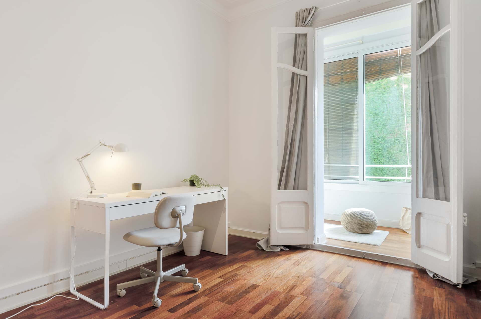 MUN254 - H5 BALCON INTERIOR