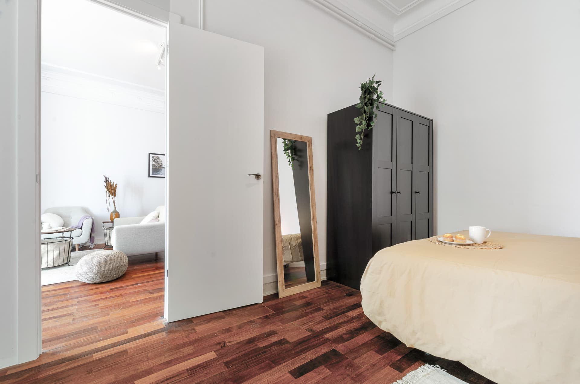 MUN254 - H5 BALCON INTERIOR