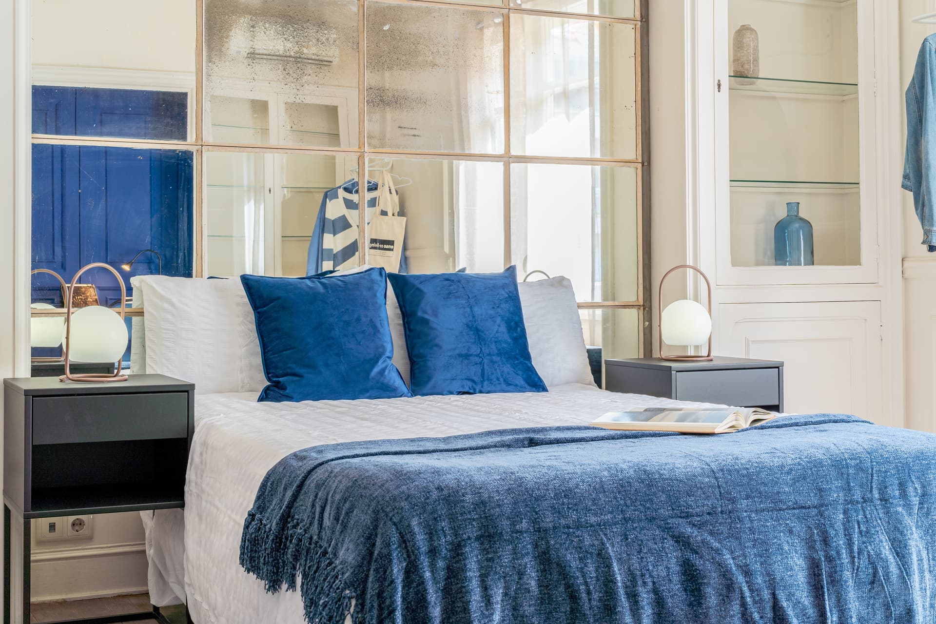 MUN402-4 - H3 EMPOTRADO ESPEJOS