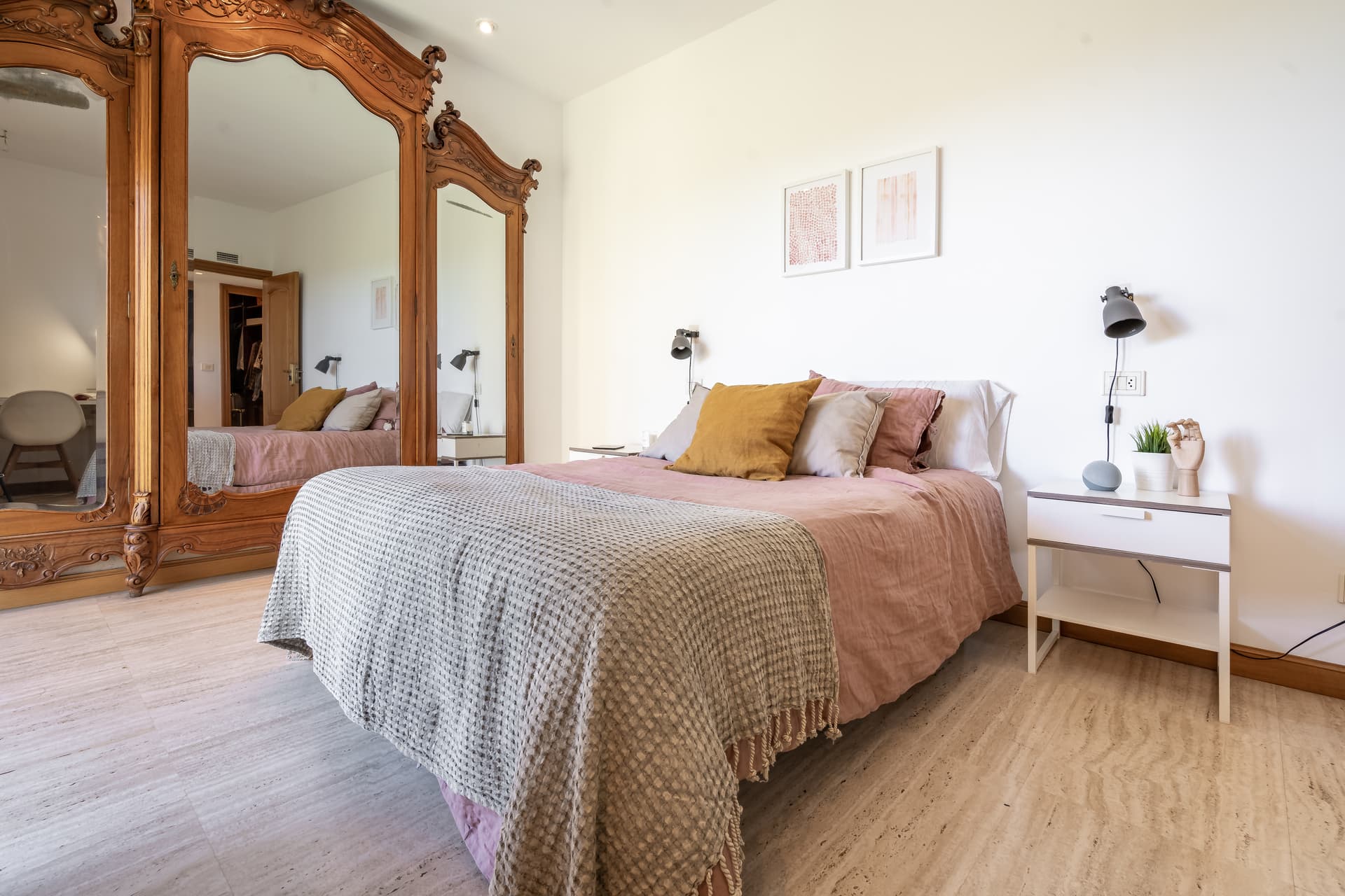 SE45 - H3 NARNIA CON BAÑO PRIVADO