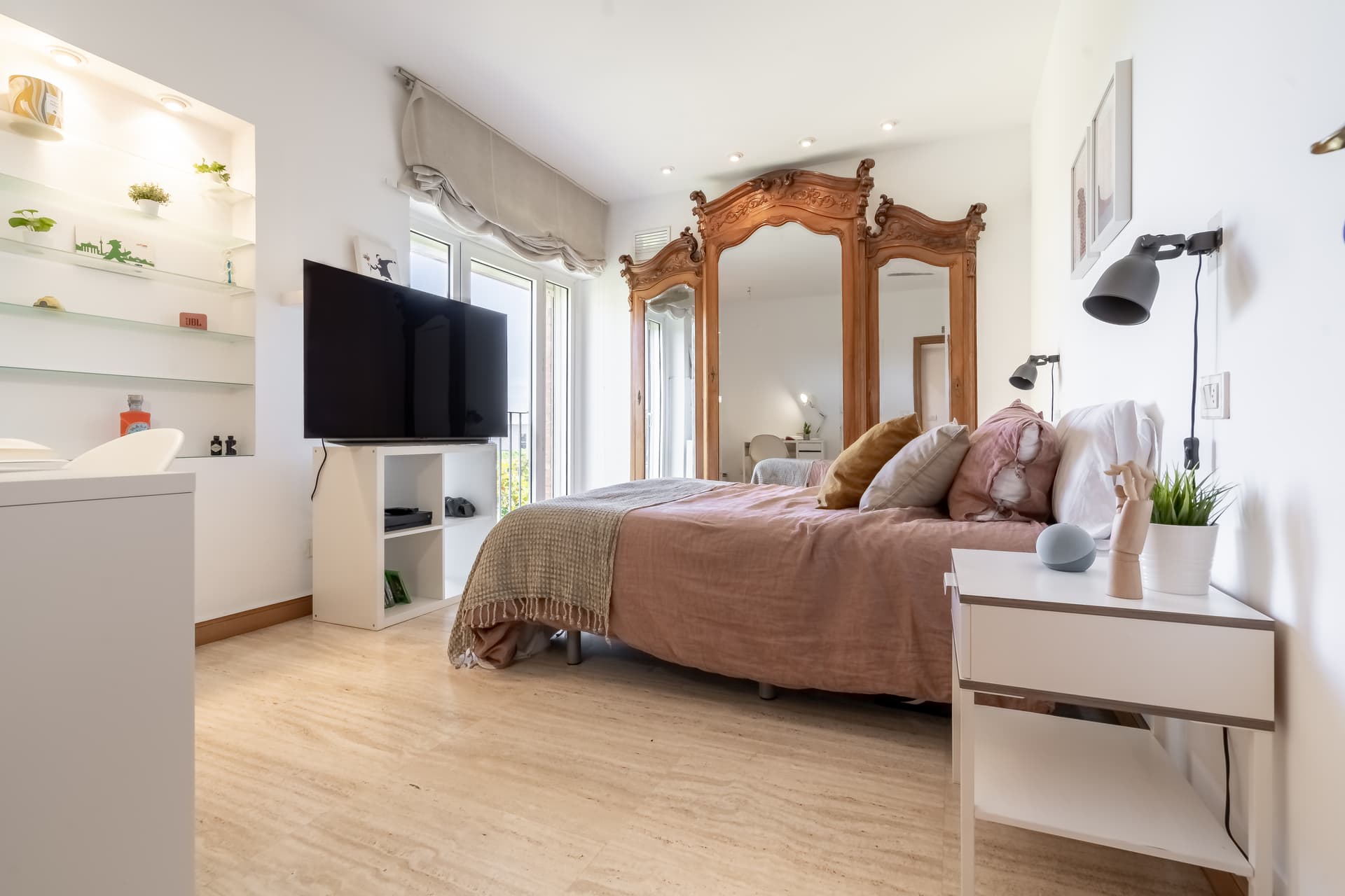 SE45 - H3 NARNIA CON BAÑO PRIVADO