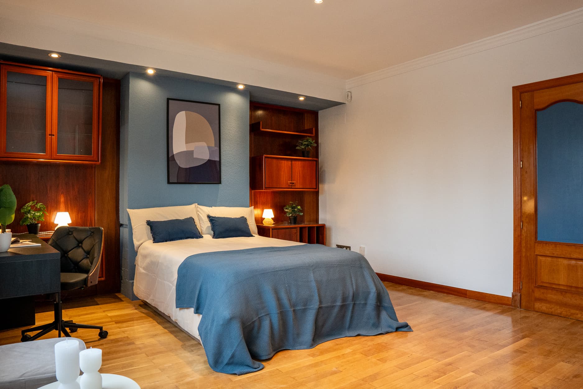 CAST244 - H4 grande salón