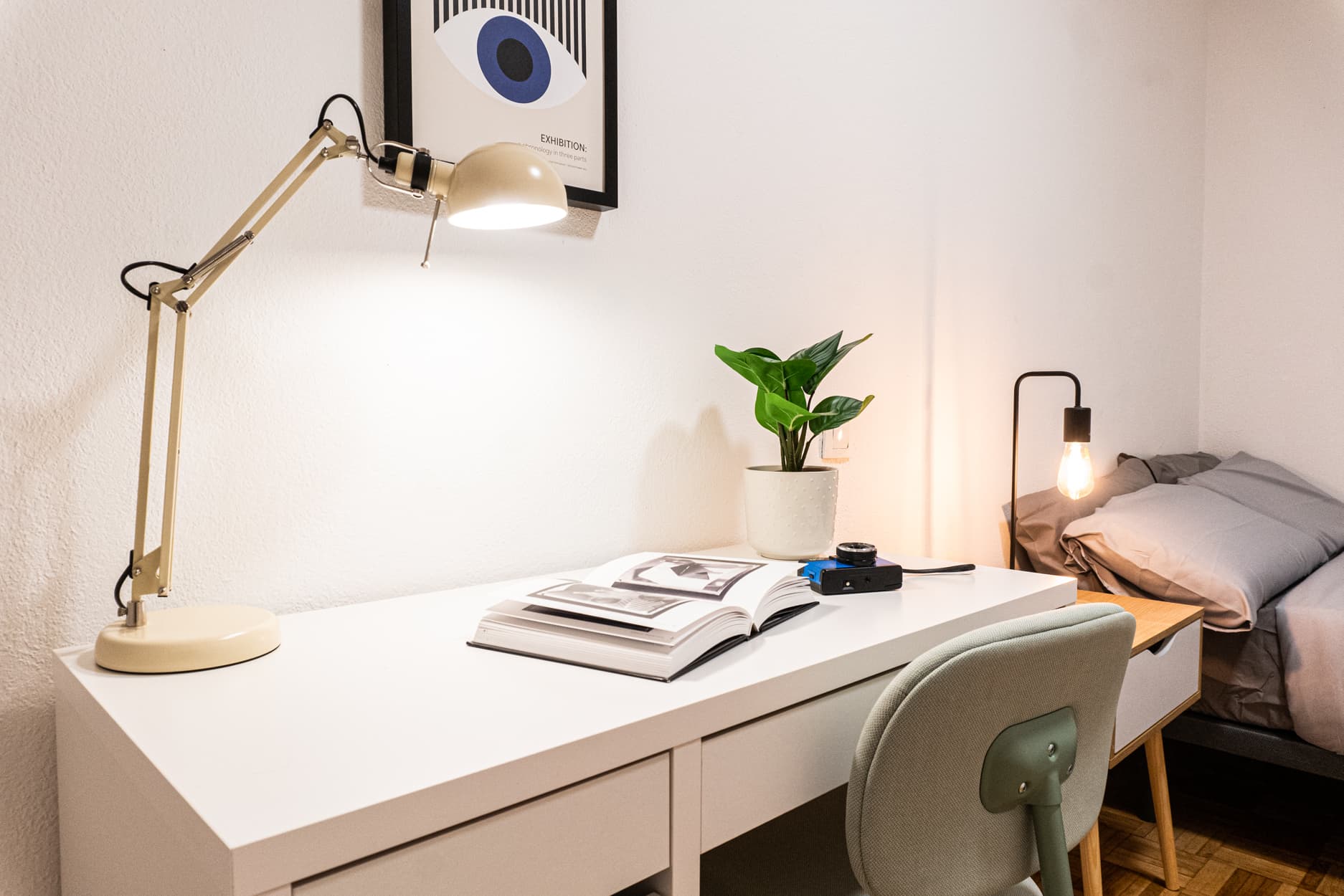 COM1 - H1 interior primera con A/C