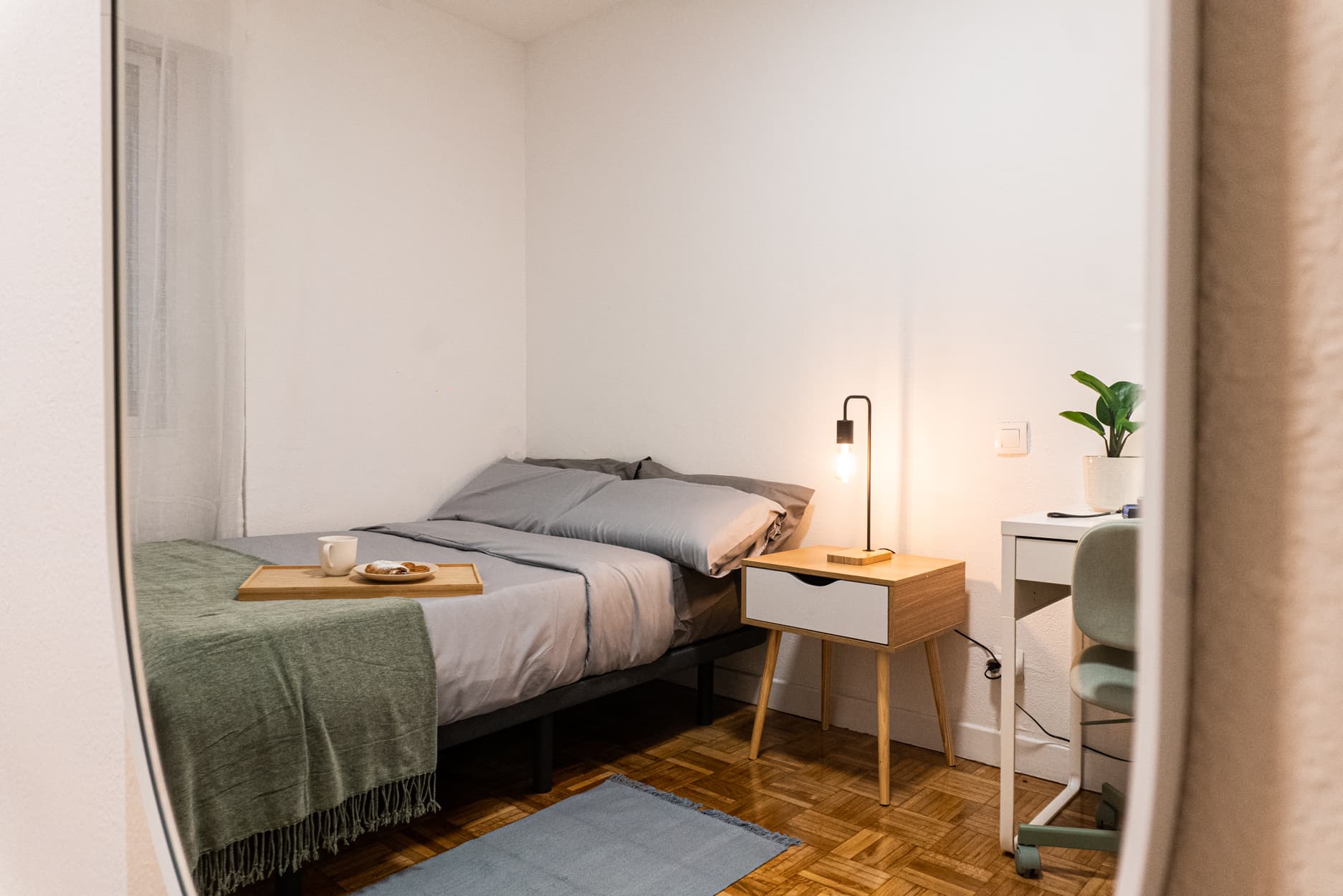 COM1 - H1 interior primera con A/C