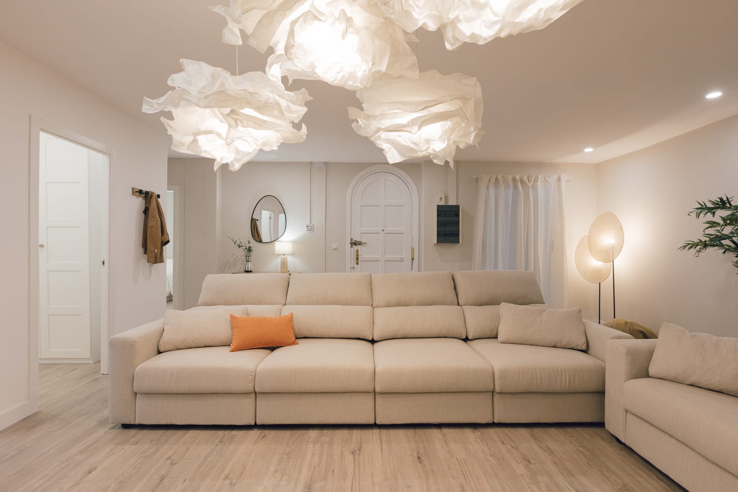 Avenida Oeste, 19 - 4