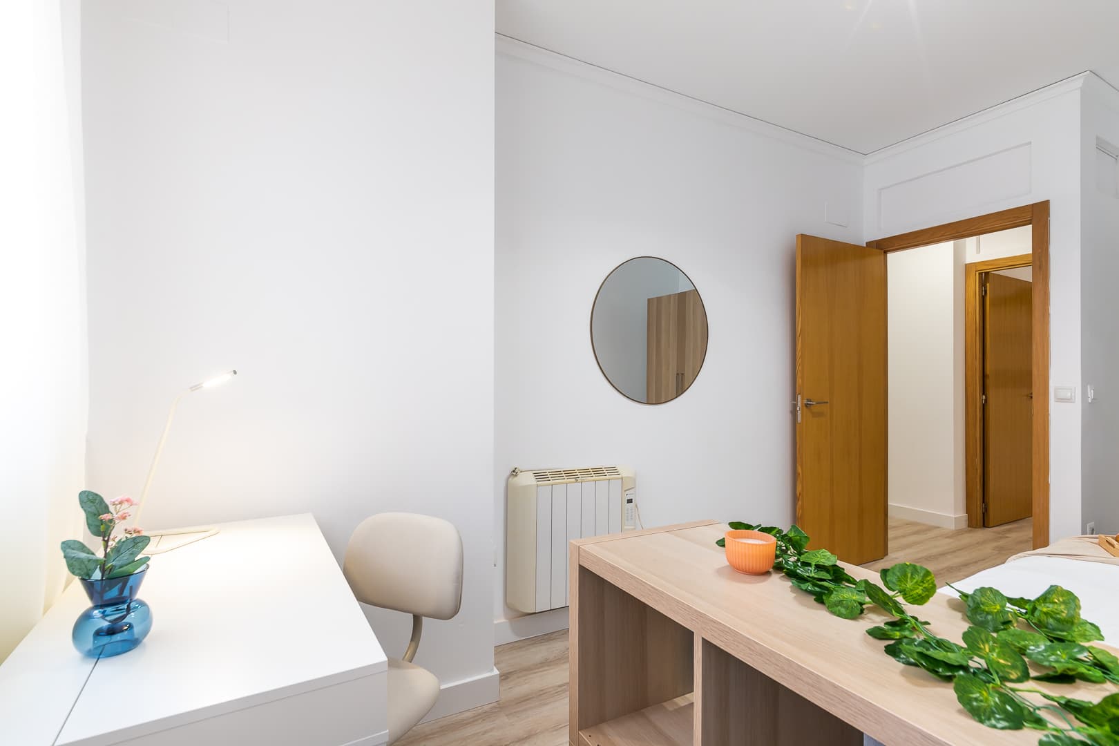 CASTE15 - H2 pasillo derecha ext