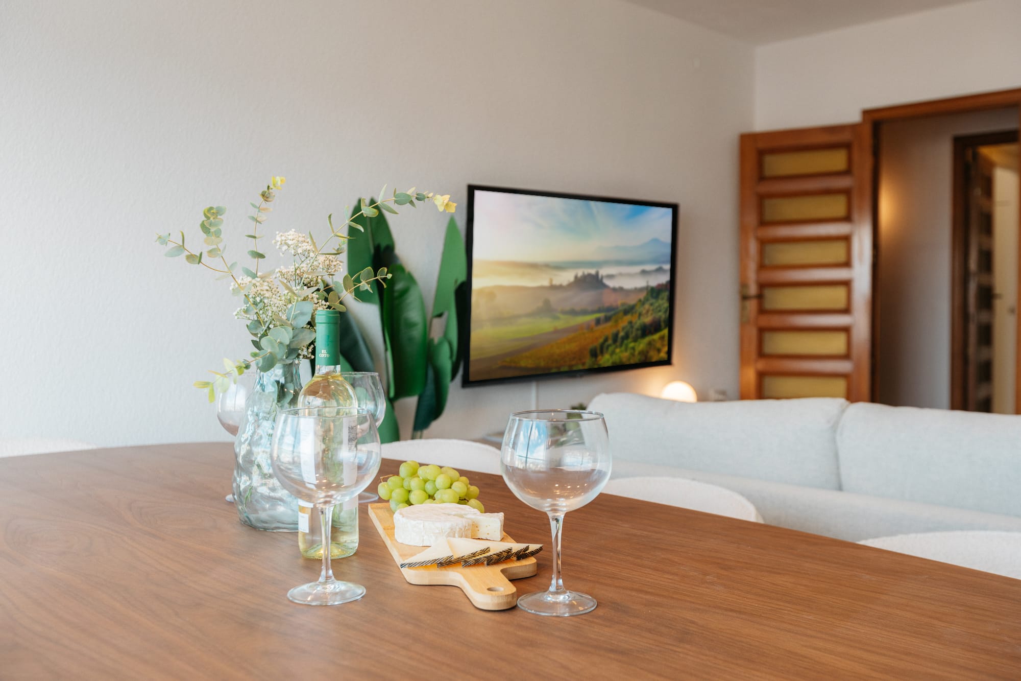 Puerta del Mar, 6 - 5