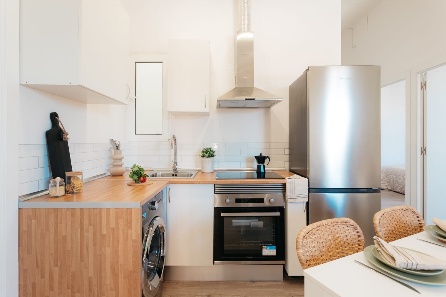 P.Ricard Verde, 1 - 5