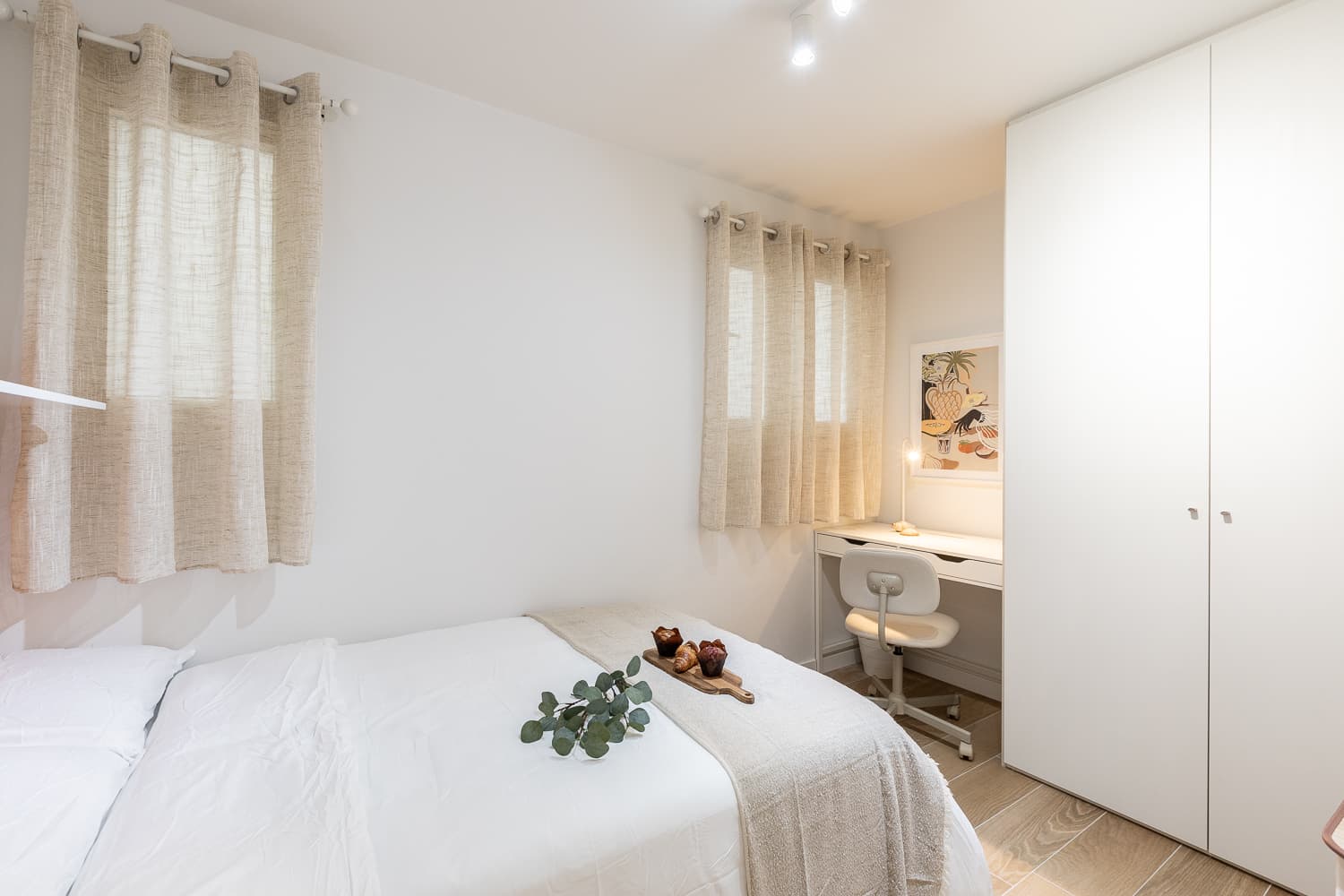 PSEG1 2-5 - H2 Interior pasillo 1 ventana