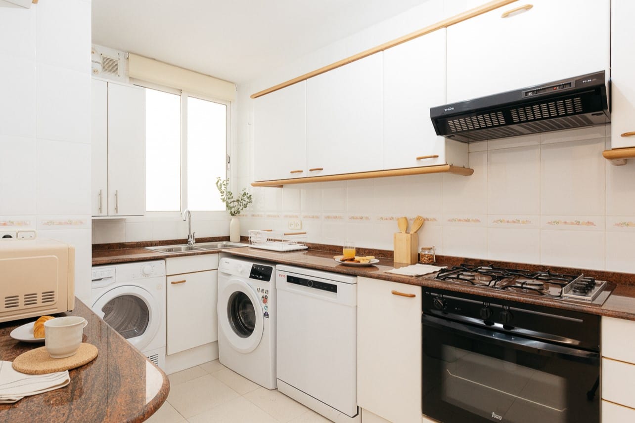 S.V. Martir, 172 - 3