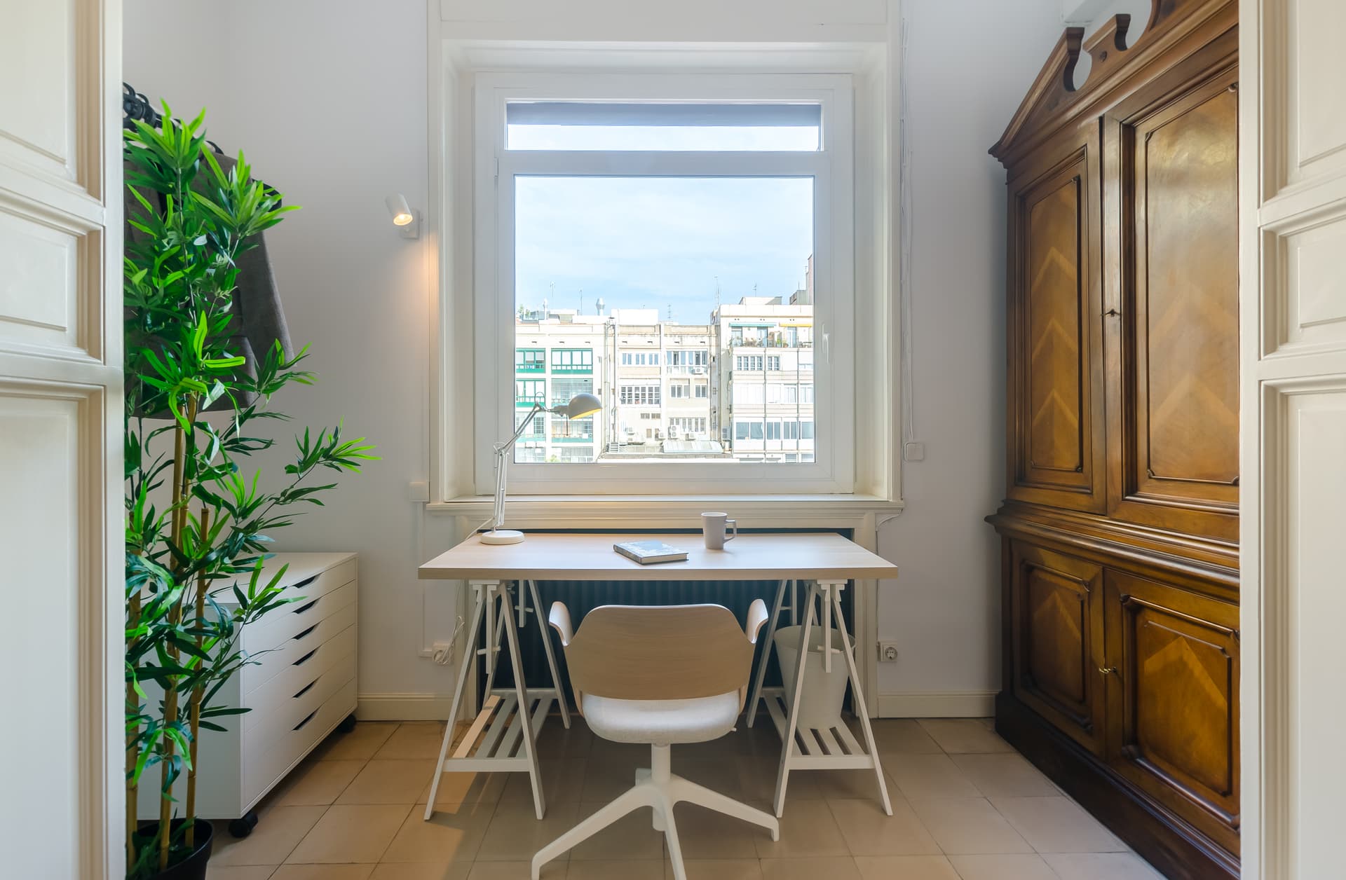 MALL281 - H4 DOBLE SALON